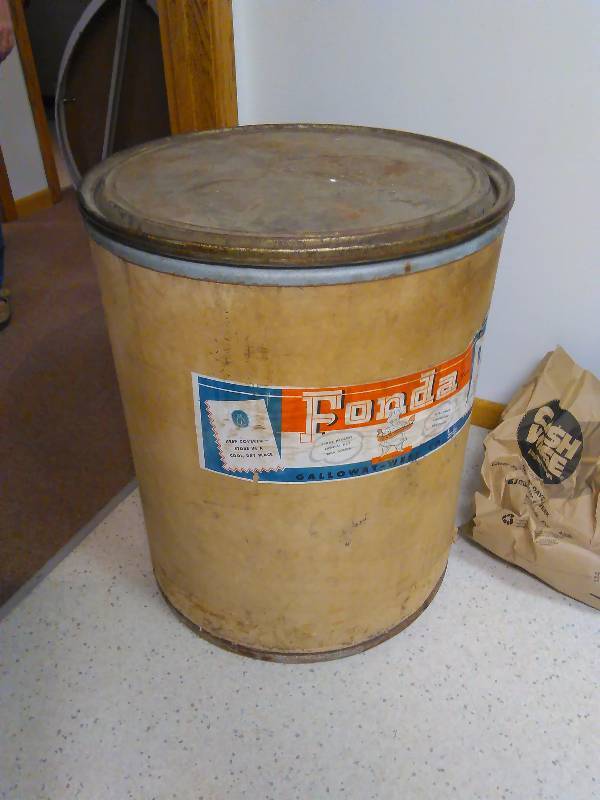 lot 133 image: Drum Storage container