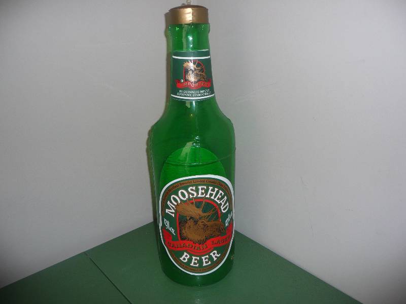 lot 7 image: VINTAGE MOOSEHEAD BEER BLOW UP BOTTLE 2FT TALL