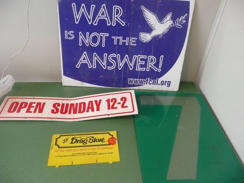 lot 18 image: 4 VINTAGE MISCELLANEOUS SIGNS