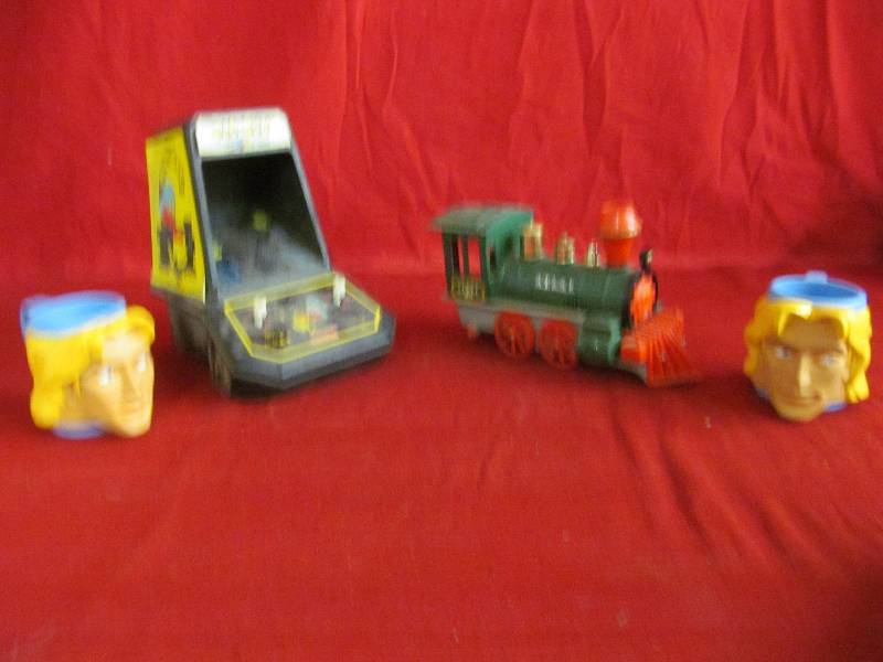 lot 87 image: Pac-Man GameTrain