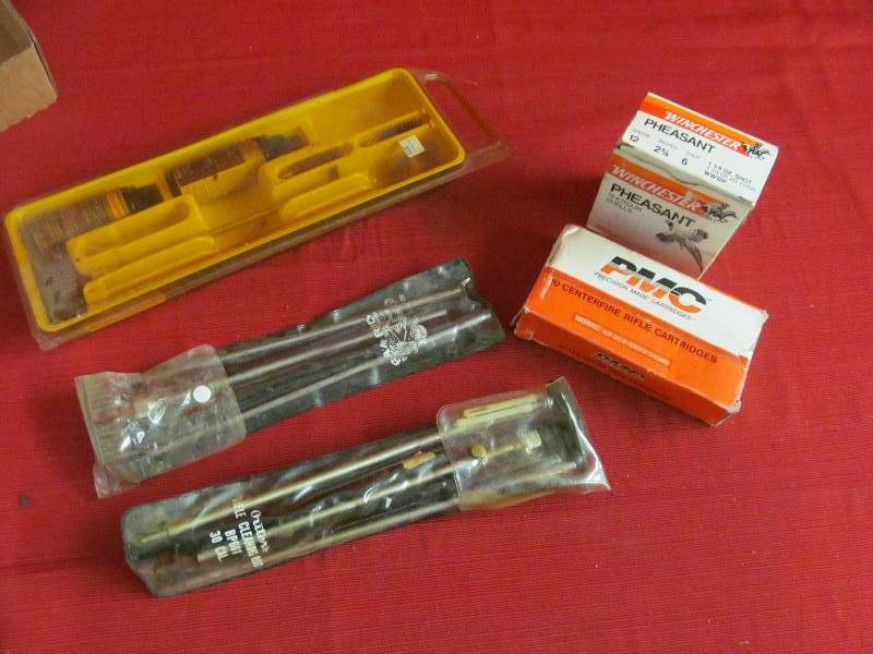 lot 93 image: Gun ShellsGun Cleaning Kit