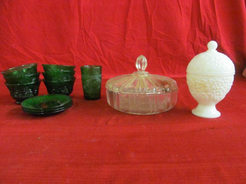 lot 155 image: Milk Glass DishGreen Glassware