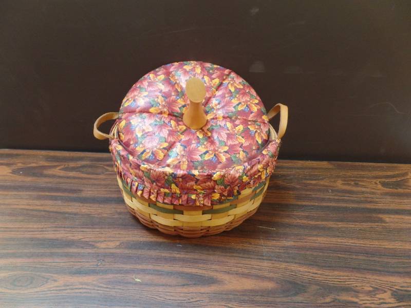 lot 507 image: Longaberger Basket of Plenty