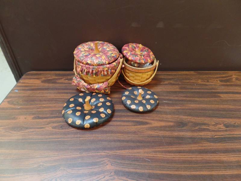 lot 516 image: Longaberger Baskets