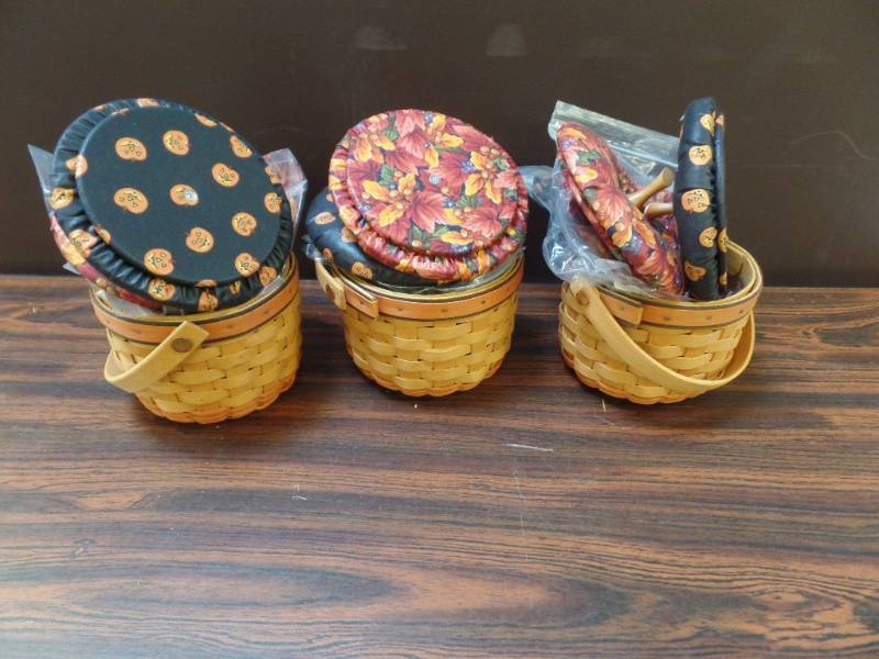 lot 517 image: Longaberger Baskets