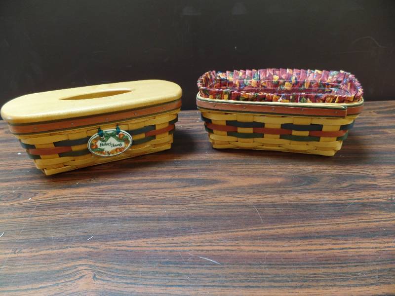 lot 528 image: Longaberger Baskets