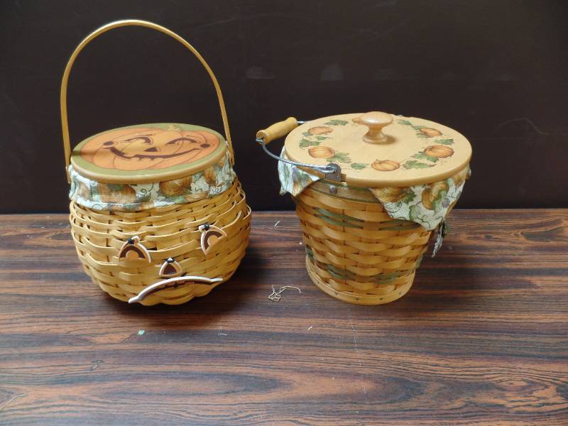 lot 535 image: Longaberer Baskets