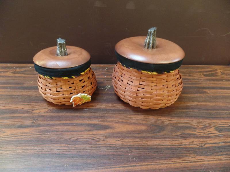 lot 536 image: Longaberger Baskets