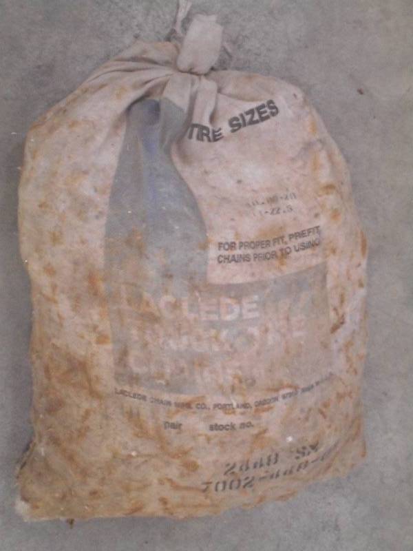 lot 15 image: Set Of Laclede Truck Tire Chains Fo...