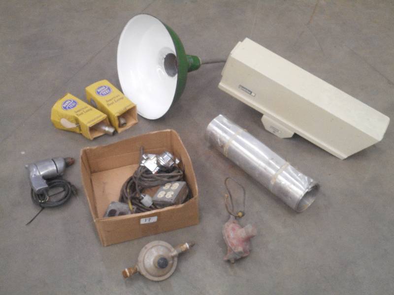 lot 17 image: Lot Of Gas Regulators, Electric Co...