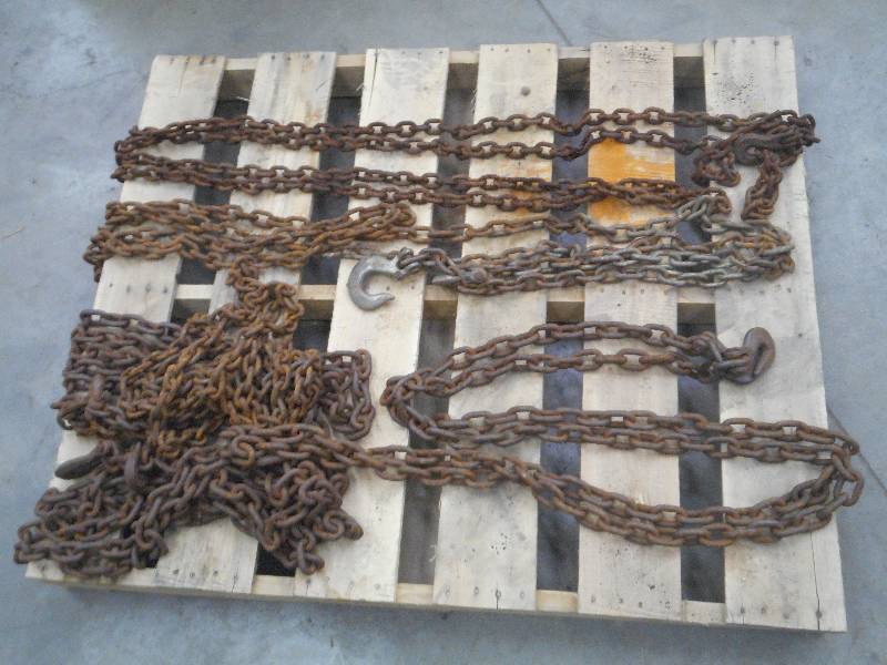 lot 52 image: Lot Of Assorted Log Chains, Used ...