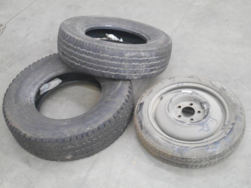 lot 57 image: (2) Firestone Steeltex LT2257516 ...