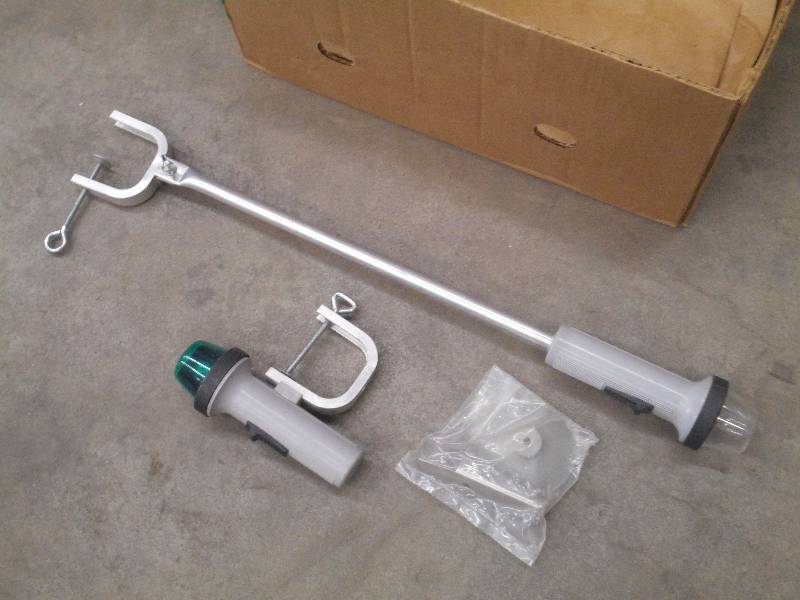 lot 67 image: Boat Navigation Light Set, Battery ...