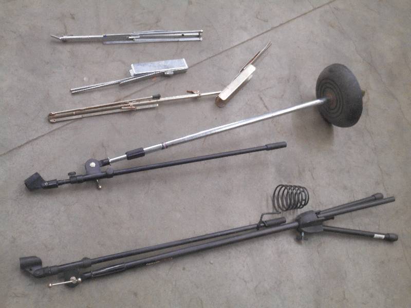 lot 83 image: Lot Of (2) Microphone Stands & (3) ...