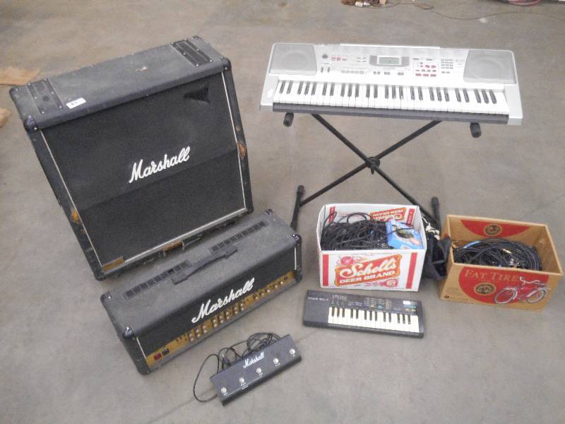 lot 85 image: Lot Of Marshall 1960AV 4x12 Amp, M...