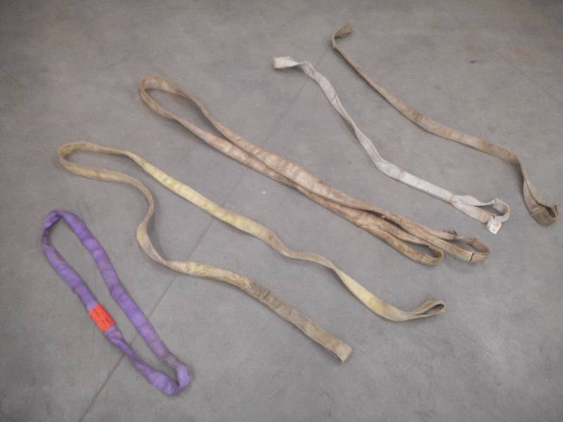 lot 105 image: Lot Of (5) Assorted Lifting Straps ...