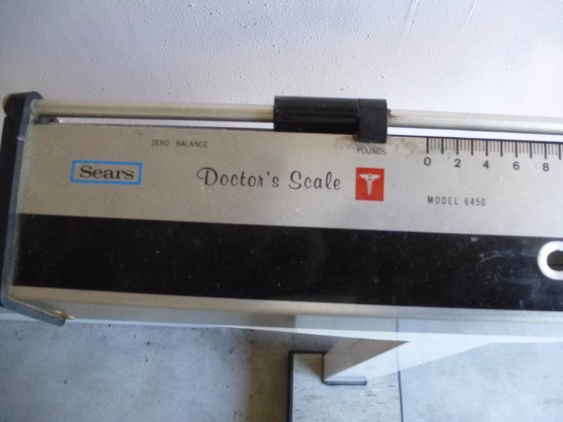 lot 35 image: Sears Bathroom Scale