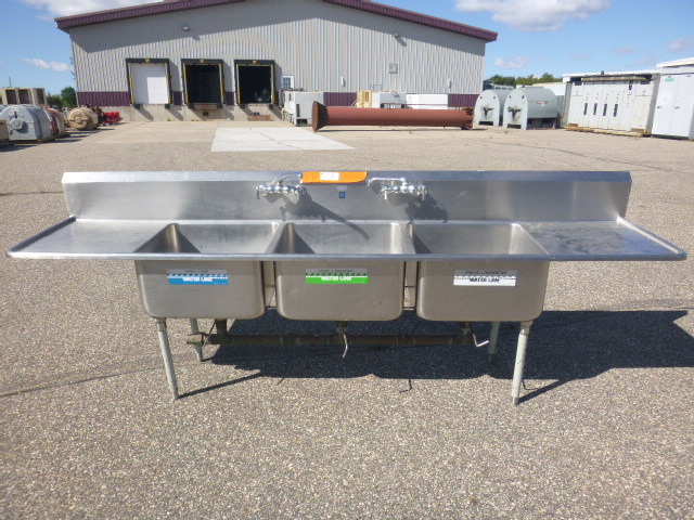 lot 21 image: Stainless Steel 3 Bay Sink