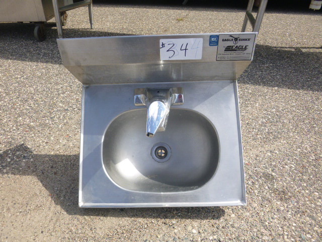 lot 34 image: Stainless Steel Hand Sink