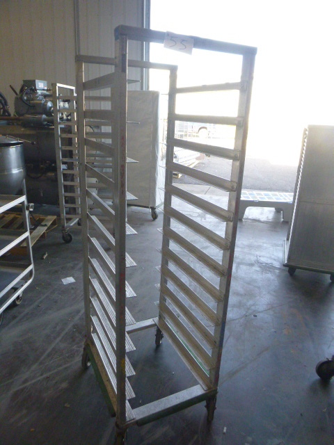 lot 55 image: Sheet Pan Cart