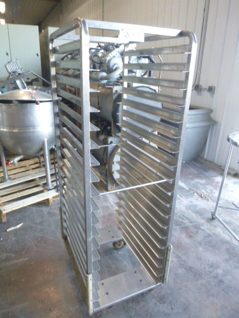 lot 80 image: Sheet Pan Cart
