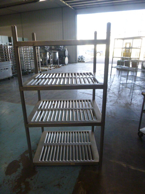 lot 86 image: Stainless Steel 4 Tier Shelf