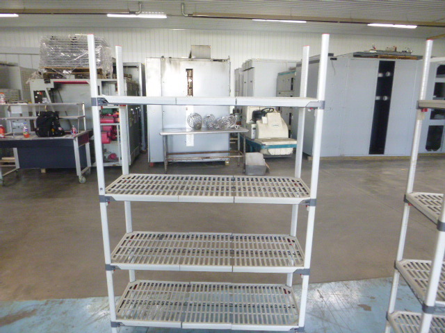 lot 89 image: 4 Tier Shelf