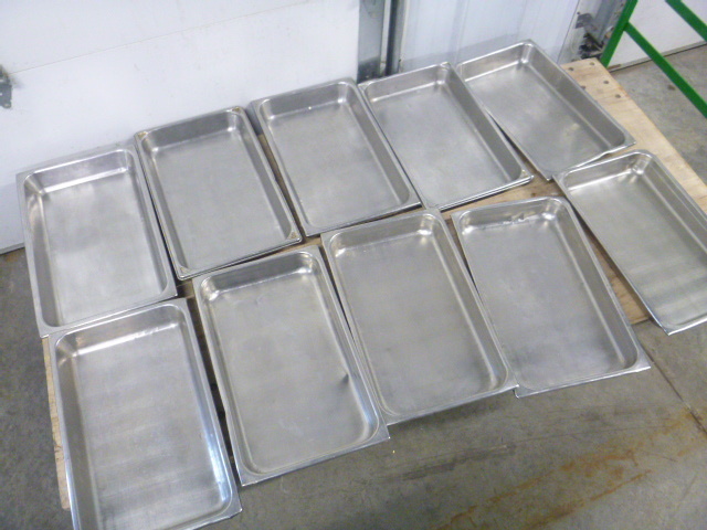 lot 107 image: 10 Full Size Steam Table Pans
