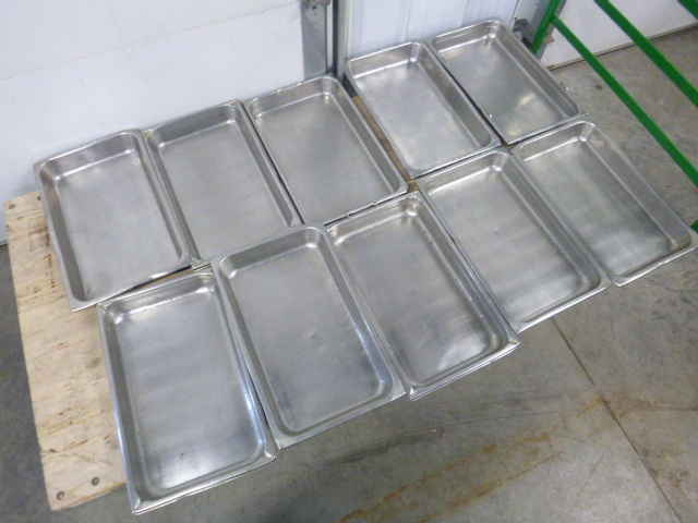 lot 117 image: 10 Full Size Steam Table Pans