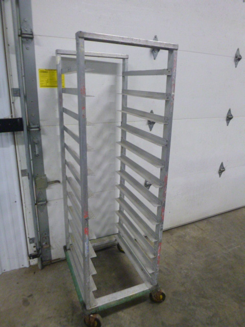 lot 131 image: Sheet Pan Cart