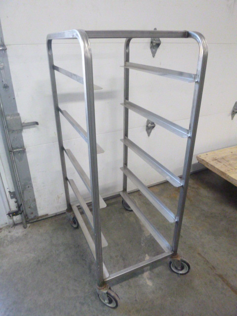 lot 139 image: Steam Pan Cart
