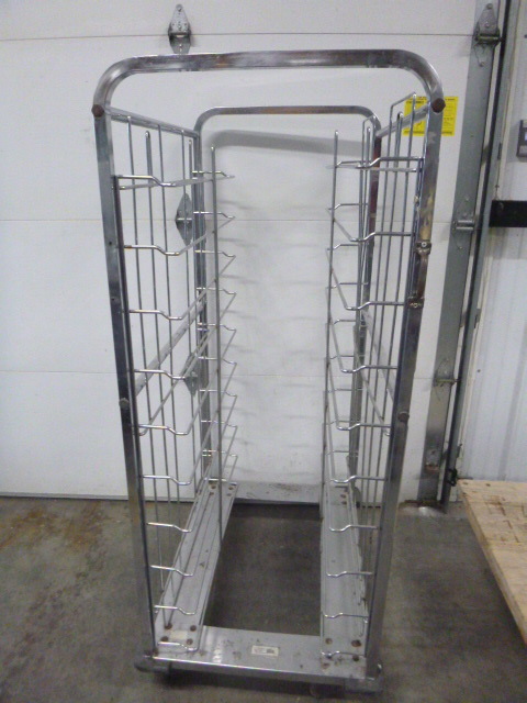 lot 147 image: Food Tray Cart