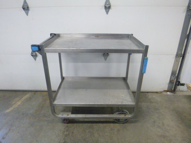 lot 152 image: Utility Cart