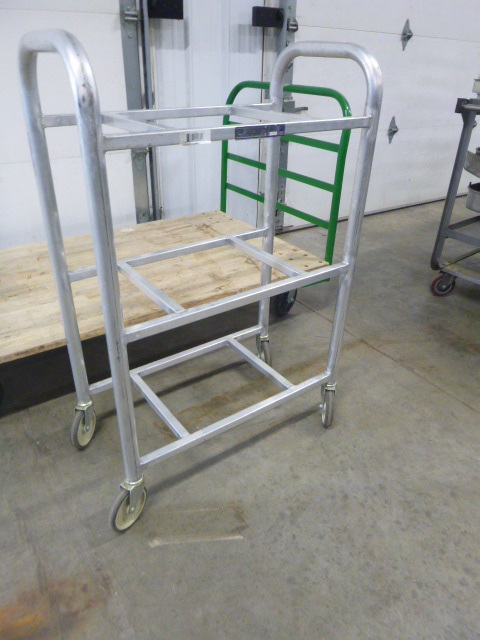 lot 166 image: Aluminum Cart
