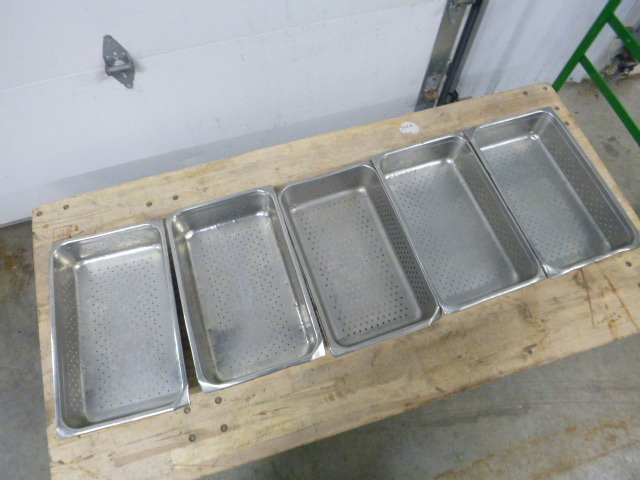 lot 170 image: 5 Steam Table Strainer Pans
