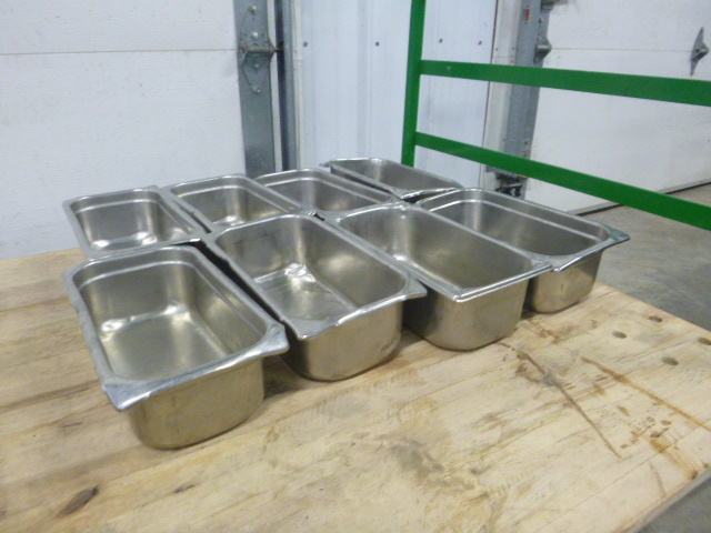 lot 174 image: 8 Stainless Steel Pans