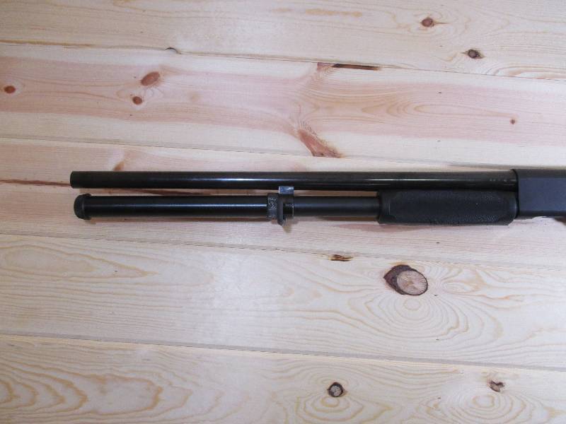 lot 3 image: Remington 870 pump shotgun