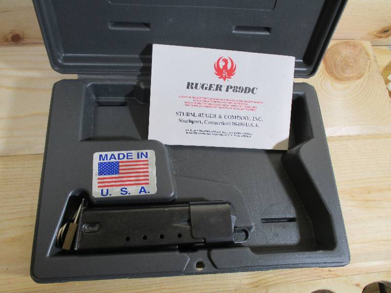 lot 22 image: Ruger P89DC Semi-auto pistol