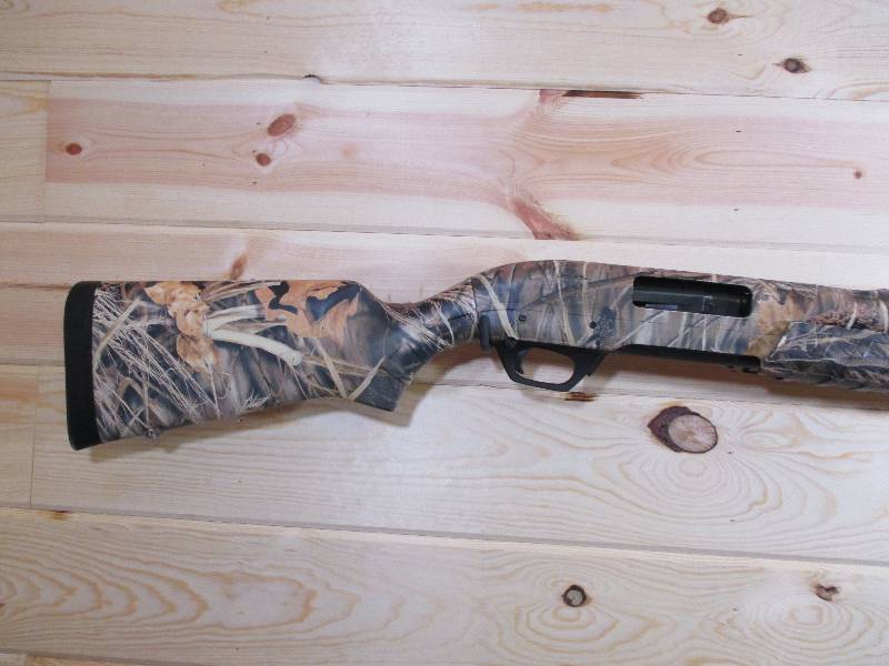 lot 5 image: Remington M887 Nitro Mag pump shotgun