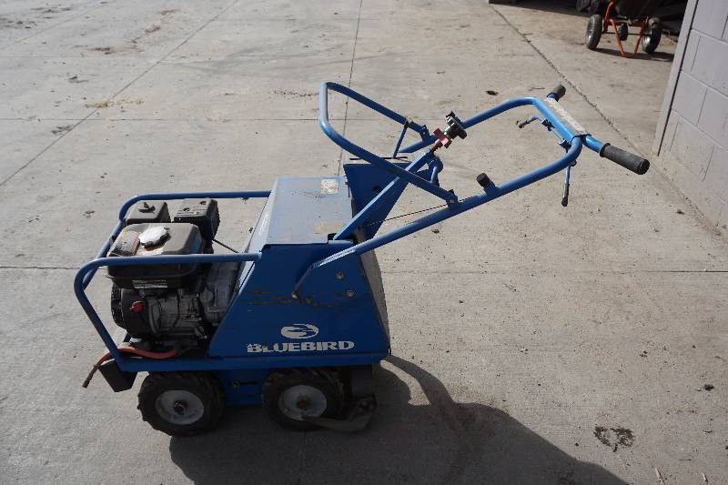 lot 5 image: Blue Bird Model SC18  18 Power Sod Cutter
