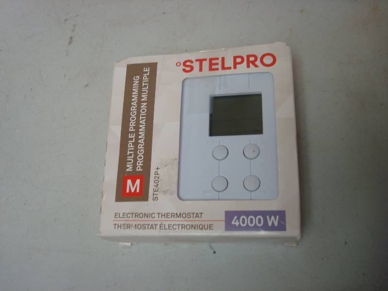 Stelpro Electronic Thermostat, Store Return �