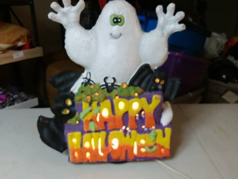 lot 1 image: Halloween