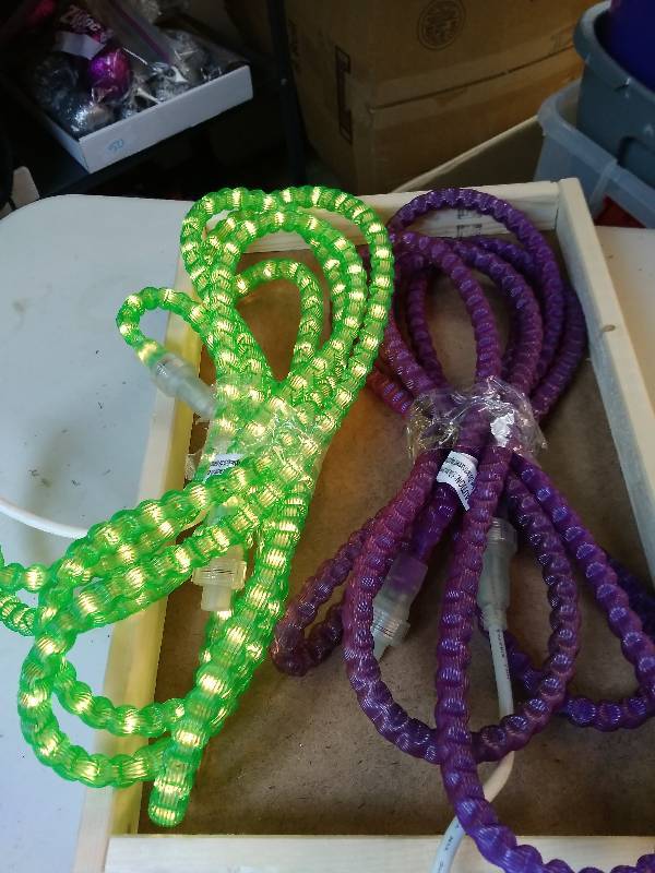 lot 13 image: Halloween