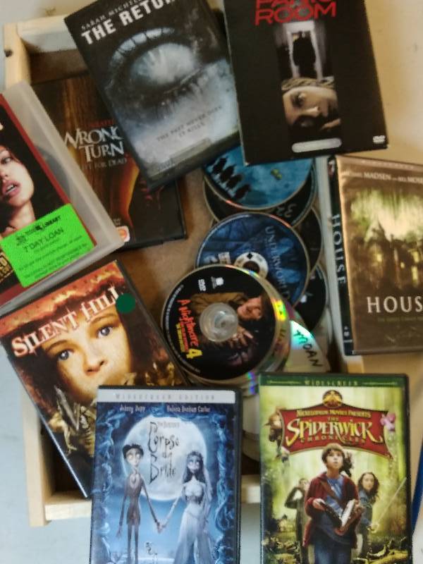 lot 18 image: Scary Movies