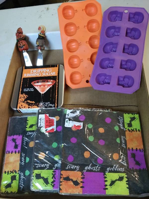 lot 20 image: Halloween