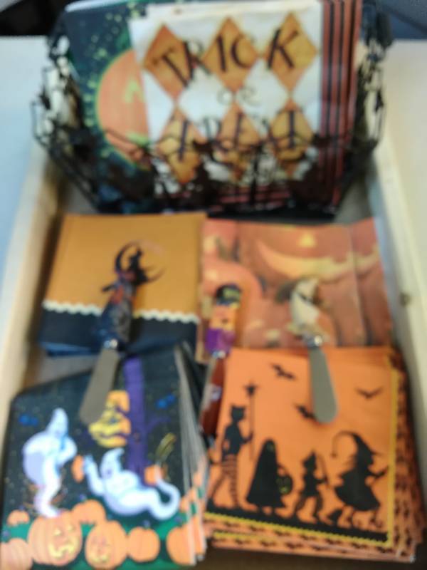 lot 23 image: Halloween