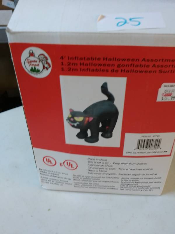 lot 25 image: Halloween