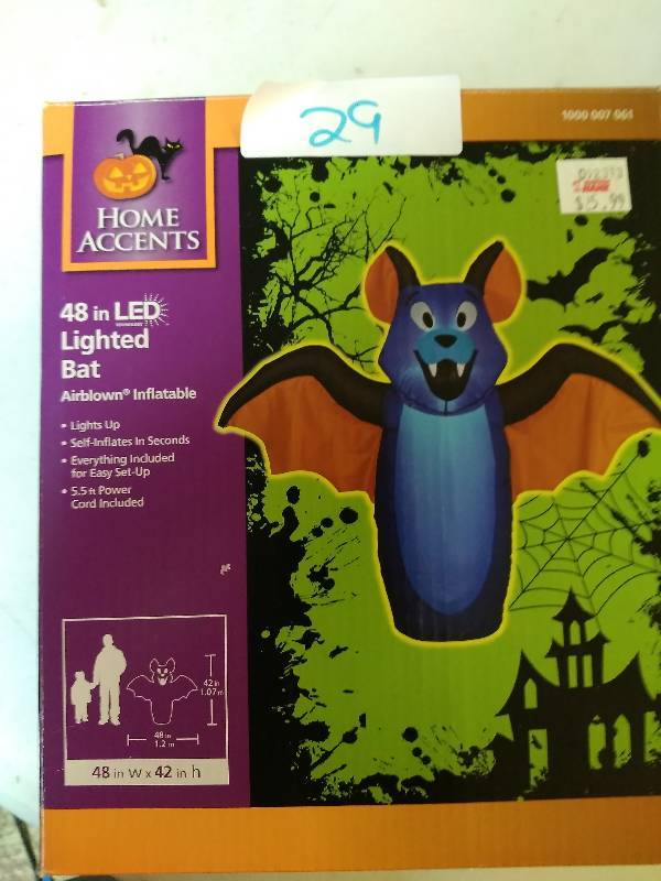 lot 29 image: Halloween