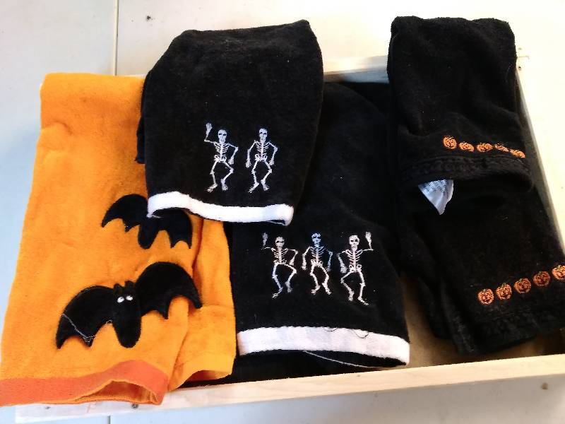 lot 58 image: Halloween