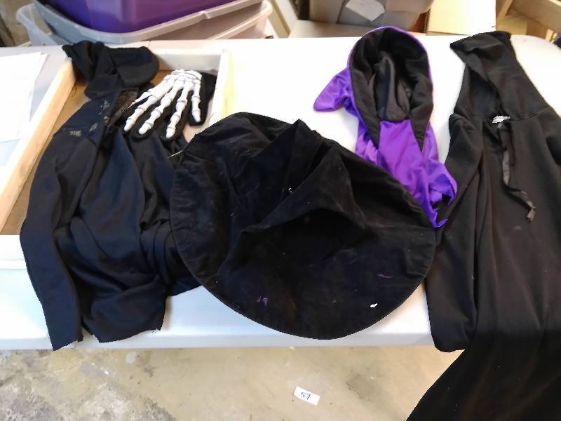 lot 59 image: Halloween